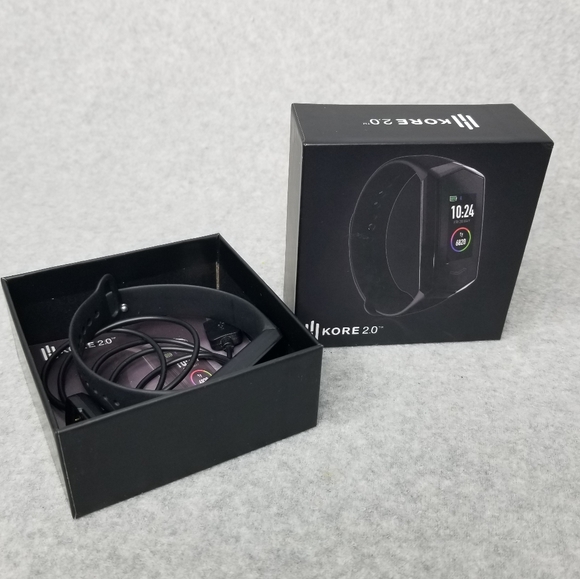 Kore 2.0 Fitness Tracker Wristband Smart Watch - Picture 2 of 10